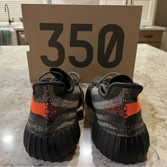 Adidas Yeezy Boost 350 v2 Carbon Beluga